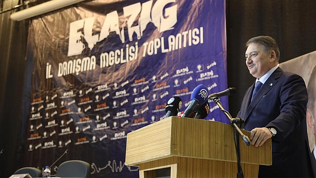 AK Parti Genel Başkan Yardımcısı Öğütken: 'Depremin ardından 455 bin konutu 2 buçuk yılda teslim ettik'