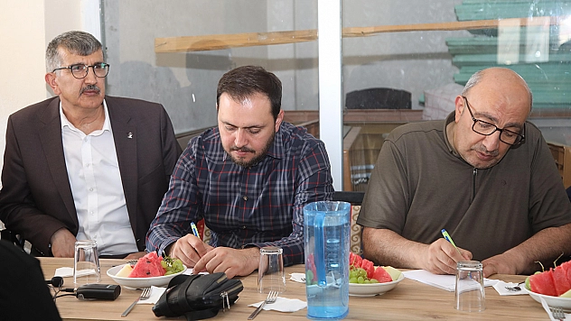 AK Parti Heyeti Elazığ'ın Üç İlçesinde Sahadaydı