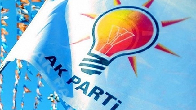 AK Parti'nin 3 il başkanı değişti