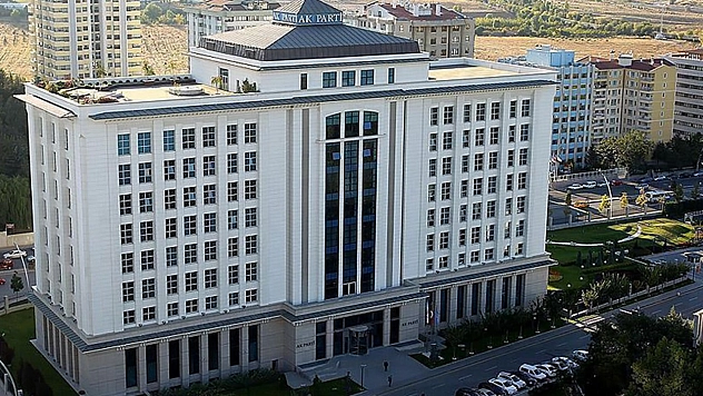 Ak Parti'nin Kürt Seçmene Mesajı