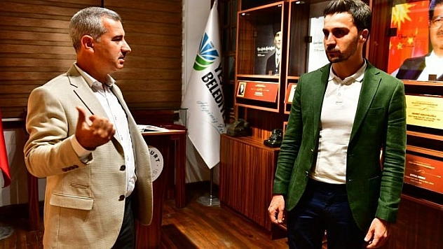 AK Partili Arvas'dan, Yeşilyurt lezzet caddesine tam not