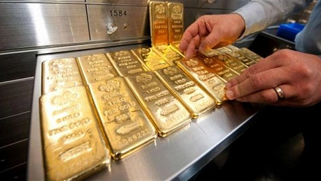 Altın ve gümüş neden düşüyor? Altın fiyatları nereye kadar düşecek?