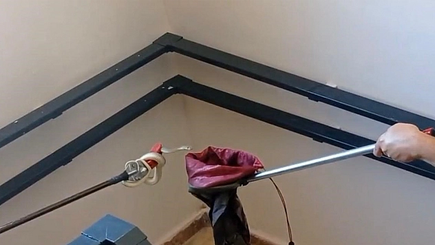 Apartmana giren yılan paniğe neden oldu