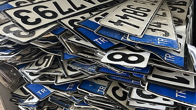 APP plakalar ile ilgili yeni gelişme! Değişikliğe gidildi