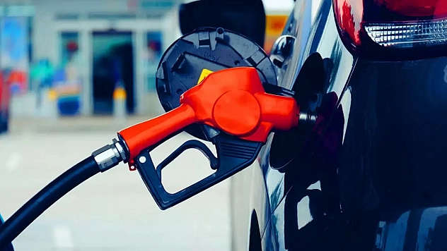 Araç sahipleri çok sevinecek , yüzde 70 daha ucuz yakıt