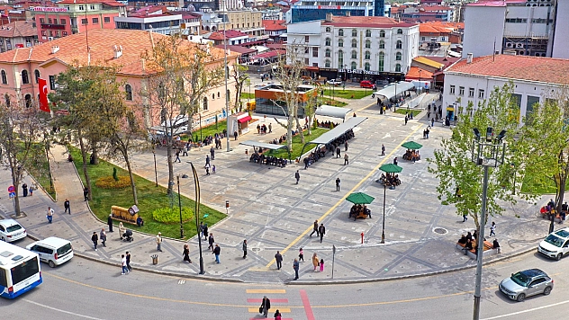 2026 yılı asgari ücret ne kadar olacak? Yorumlar beklentiyi yukarı çekti... İşte olası senaryolar