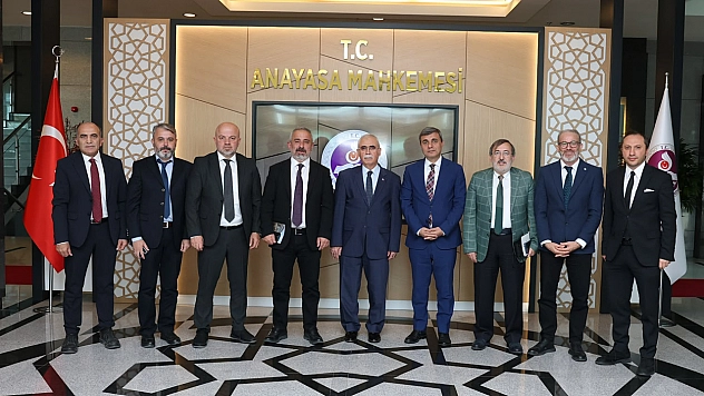 AYM Başkanı Özkaya'dan çarpıcı açıklamalar: 'AYM kanuna uygunluk değil anayasal denetim yapmaktadır'
