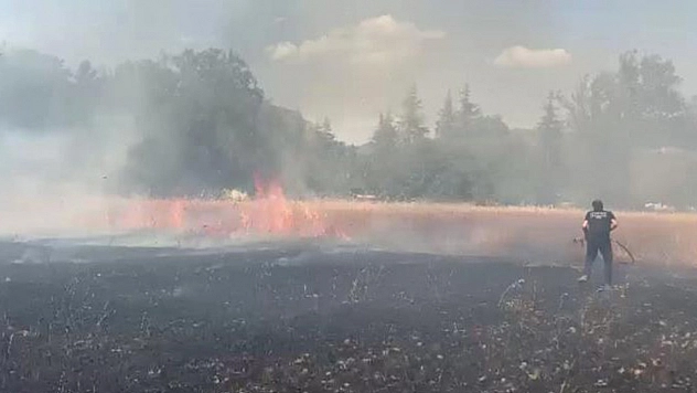 Aynı Günde Çıkan 6 Farklı Yangında 400 Dekar Alan Yandı