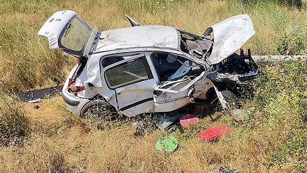 Baba ve Oğlunu Trafik Kazası Ayırdı