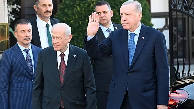 Bahçeli: Ahmet Türk göreve iade edilmeli, Ahmet Özer tahliye edilmeli
