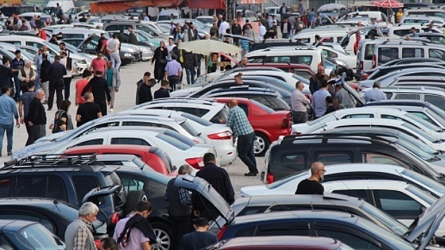Bakan Bolat Rakamlarla Açıkladı! Otomobil Fiyatları Düşüyor