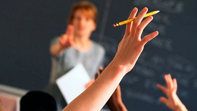 Bakan Mahmut Özer Açıkladı: '3 Bin 500 Engelli Öğretmen Atanacak'