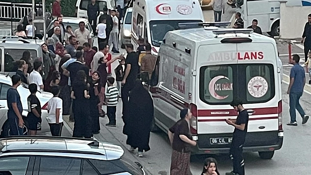 Balkondan düşen 1 yaşındaki çocuk ağır yaralandı