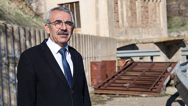 Başkan Bozcan: 'Elazığ'ın ilk hidroelektrik santrali Hazar Gölü'nün kurtuluşu olabilir'