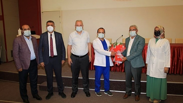 Başkan Güder hemşirelerin haftasını kutladı