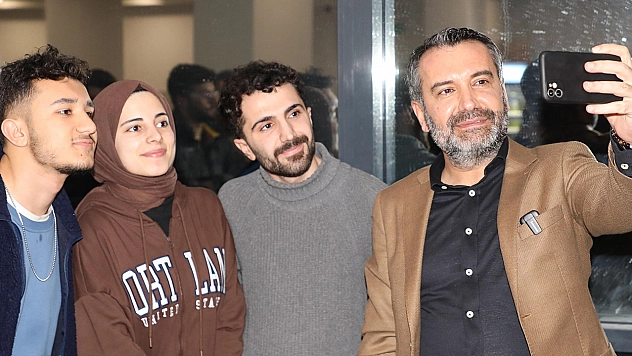 Başkan Şerifoğulları, Gençlerle Buluştu