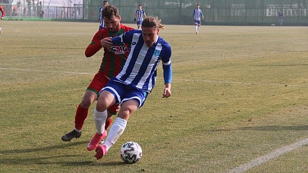 Batın Özdemir, Sakaryaspor'da denenecek