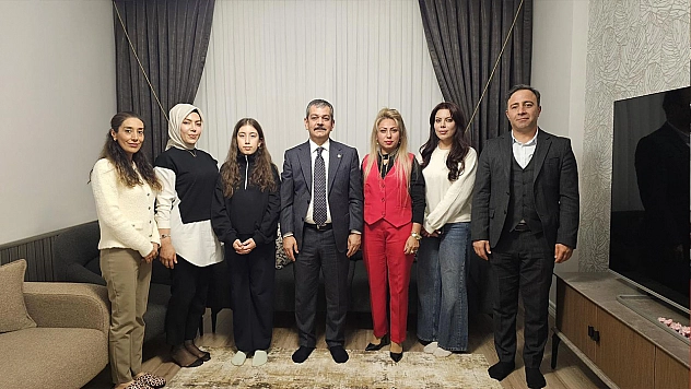 Bayrak Evler Projesi'ne milletvekillerinden tam destek