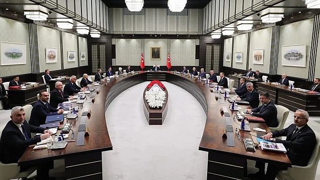 Beştepe'de kabine toplantısı başladı: asgari ücret masada