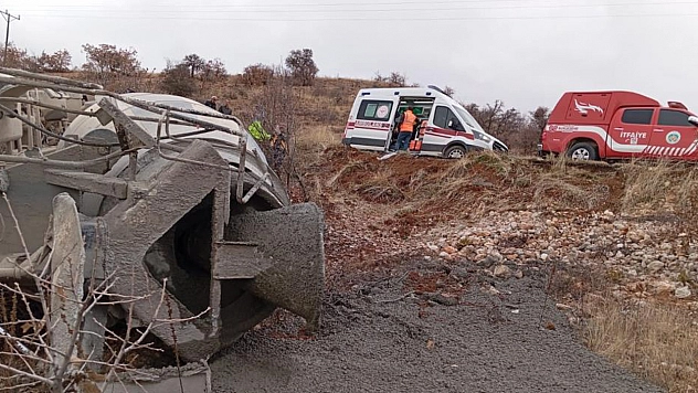 Beton Mikseri Devrildi!