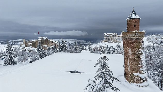 Beyaz örtü Harput'un tarihini öne çıkardı