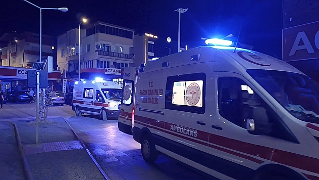 Bıçaklı kavga kanlı bitti: 2 yaralı