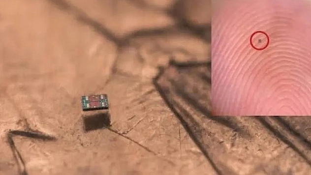 Bilim insanları Dünyanın en küçük ışıkla çalışan robotunu geliştirdi