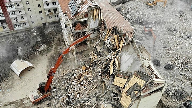 Binaların Yıkılması Hakkında Yönetmelik 1 Temmuz'da yürürlüğe girecek