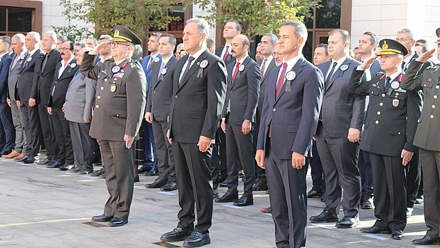 Bingöl'de 10 Kasım'da Atatürk saygıyla anıldı