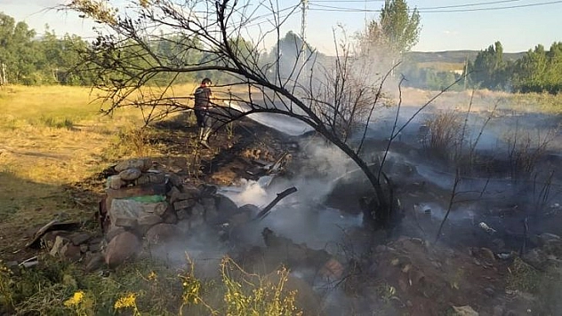 Bingöl'de arazi yangını