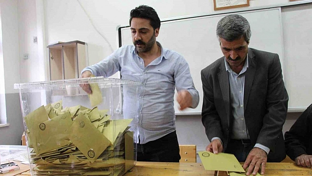 Bingöl'de oy kullanımı sona erdi, sayımlar başladı