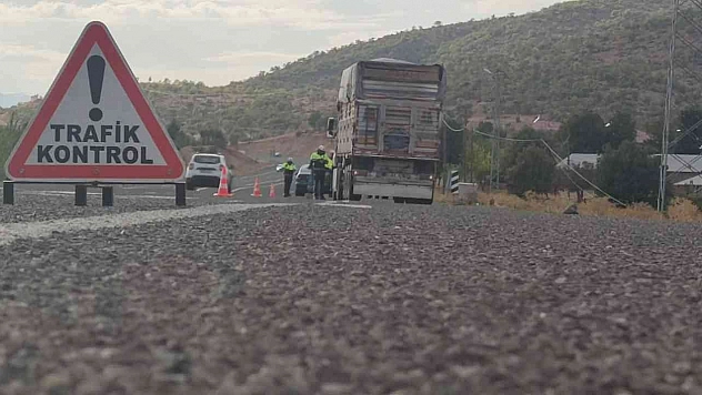 Bingöl'de trafik denetimleri sürüyor