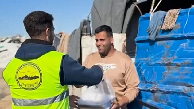Bir El Bir Gönül Derneğinin yardımları sürüyor