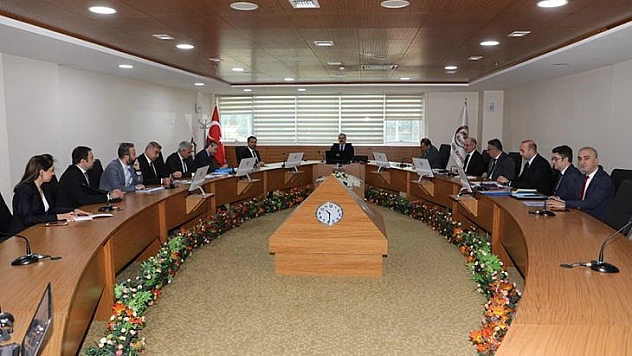 Bir Toplantı da Sivrice İçin