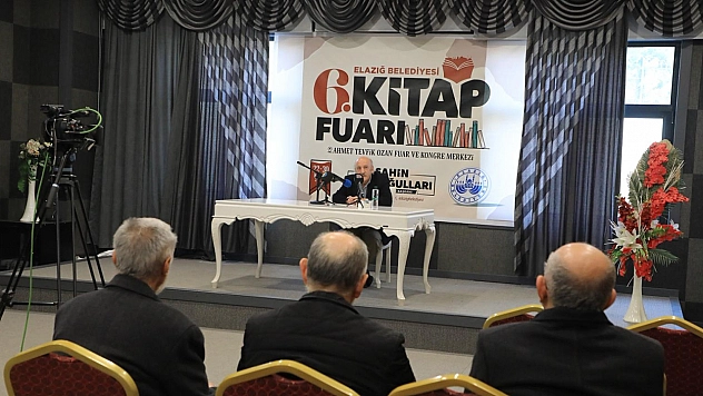 Birbirinden kıymetli şair ve yazarlar, sevenleri ile buluşuyor