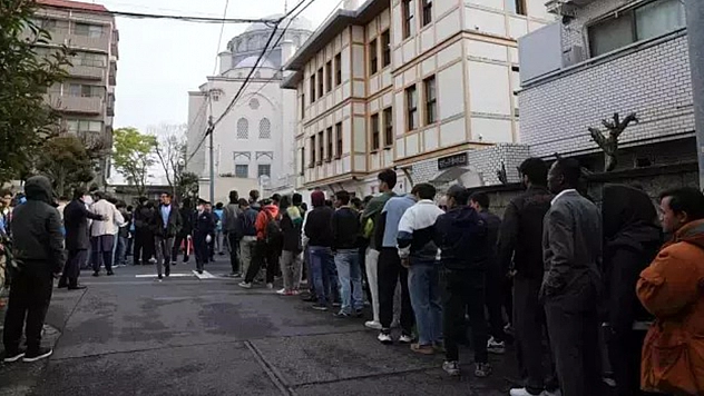 Bu camide bayram namazı 3 kez kılındı