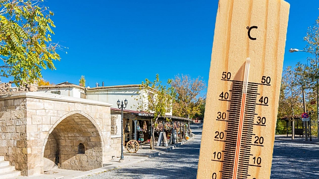 Bu sıcaklık Elazığ'da ilk kez görülüyor: Elazığ'da hissedilen 40 dereceyi aşacak!