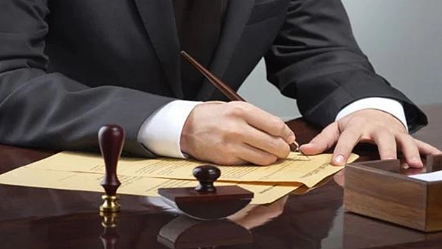 Bürokratlarda değişim yeterli mi?