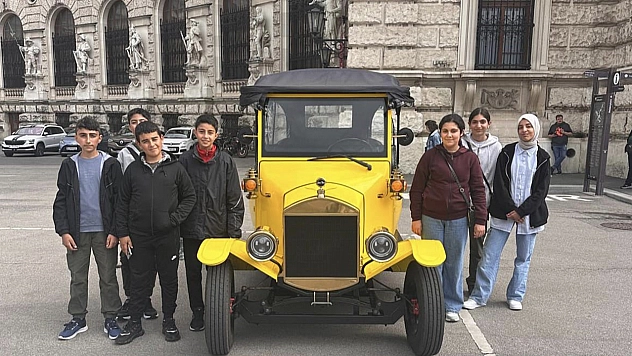 Çemişgezekli öğrenciler Viyana'yı gezdi