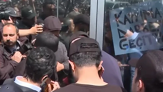 CHP Genel Merkezi'nde tahliye işlemi başlatıldı
