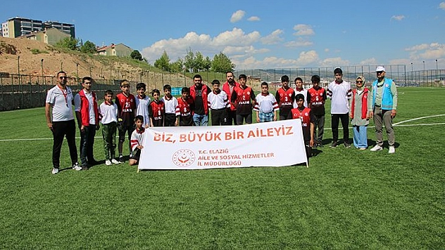 Çocuklar Dostluk Maçında Hünerlerini Sergiledi