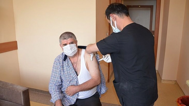 Darende'de koronaya karşı 9 bin kişi aşılandı