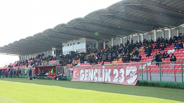 Davetli çok, satış az!