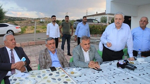 Demirbağ: 'Elazığ Üzerinde Ciddi Oyunlar Oynanıyor'