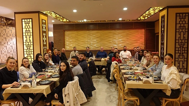 Demirci'den Potanın Perilerine Moral Yemeği