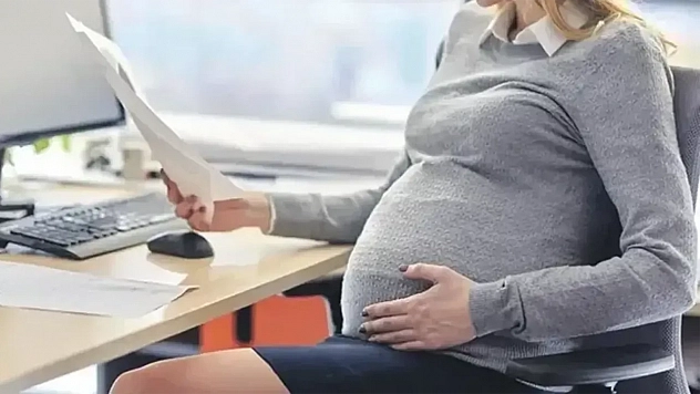 Doğum izninde yeni dönem: Süre uzuyor, ücret farkı tartışma yaratıyor (2026)