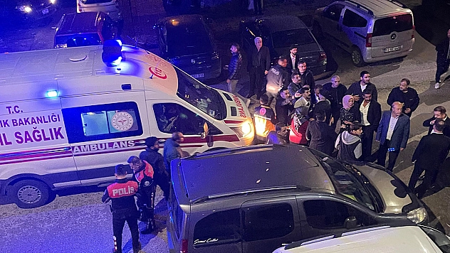 Düğünde bıçaklı kavga: 1'i ağır 3 yaralı