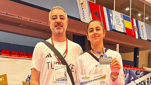 Ebrar Acar'dan Avrupa'da gümüş madalya