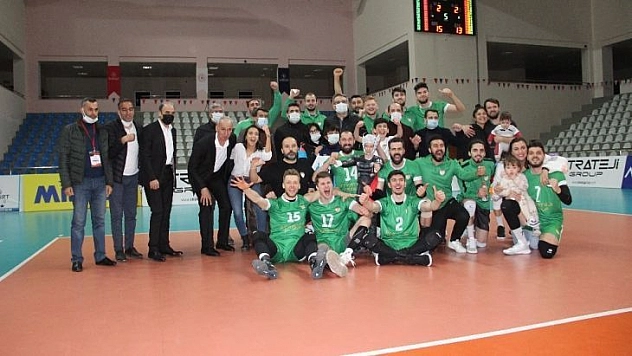 Efeler Ligi: Bingöl Solhan Spor: 3 - Tokat Bld. Plevne: 2