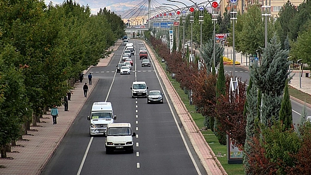 Ehliyetlerde köklü değişiklik!